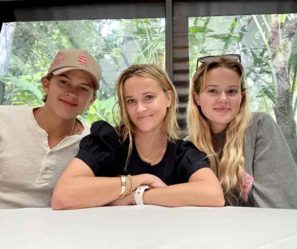 Reese Witherspoon com os filhos - reprodução Instagram